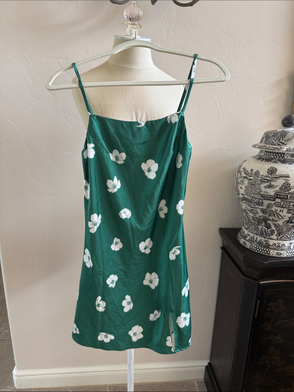 Princess Polly green floral mini dress NWT size 2